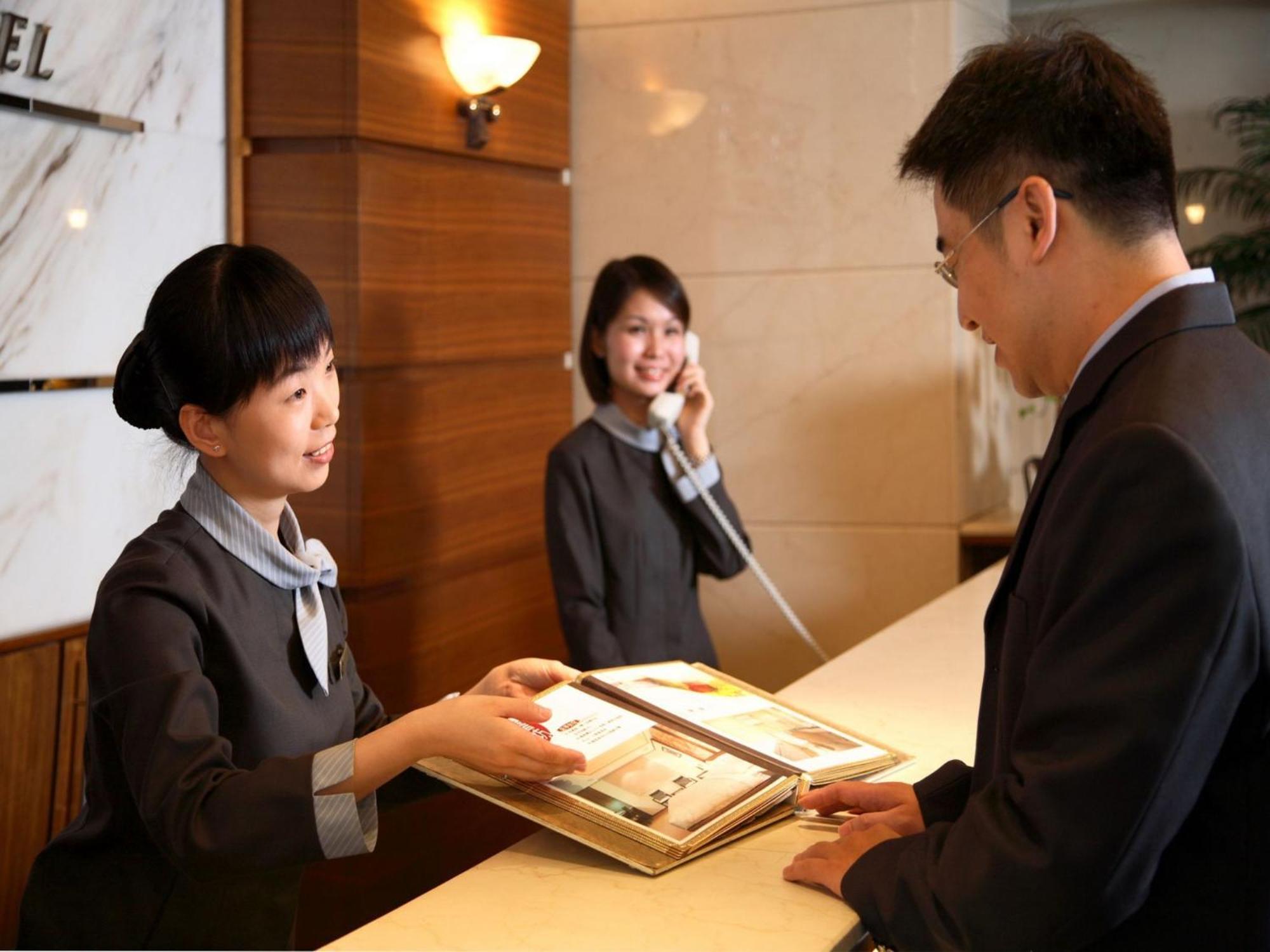 เขา หยวน โฮเต็ล - จงซาน Hotel ไถจง ภายนอก รูปภาพ