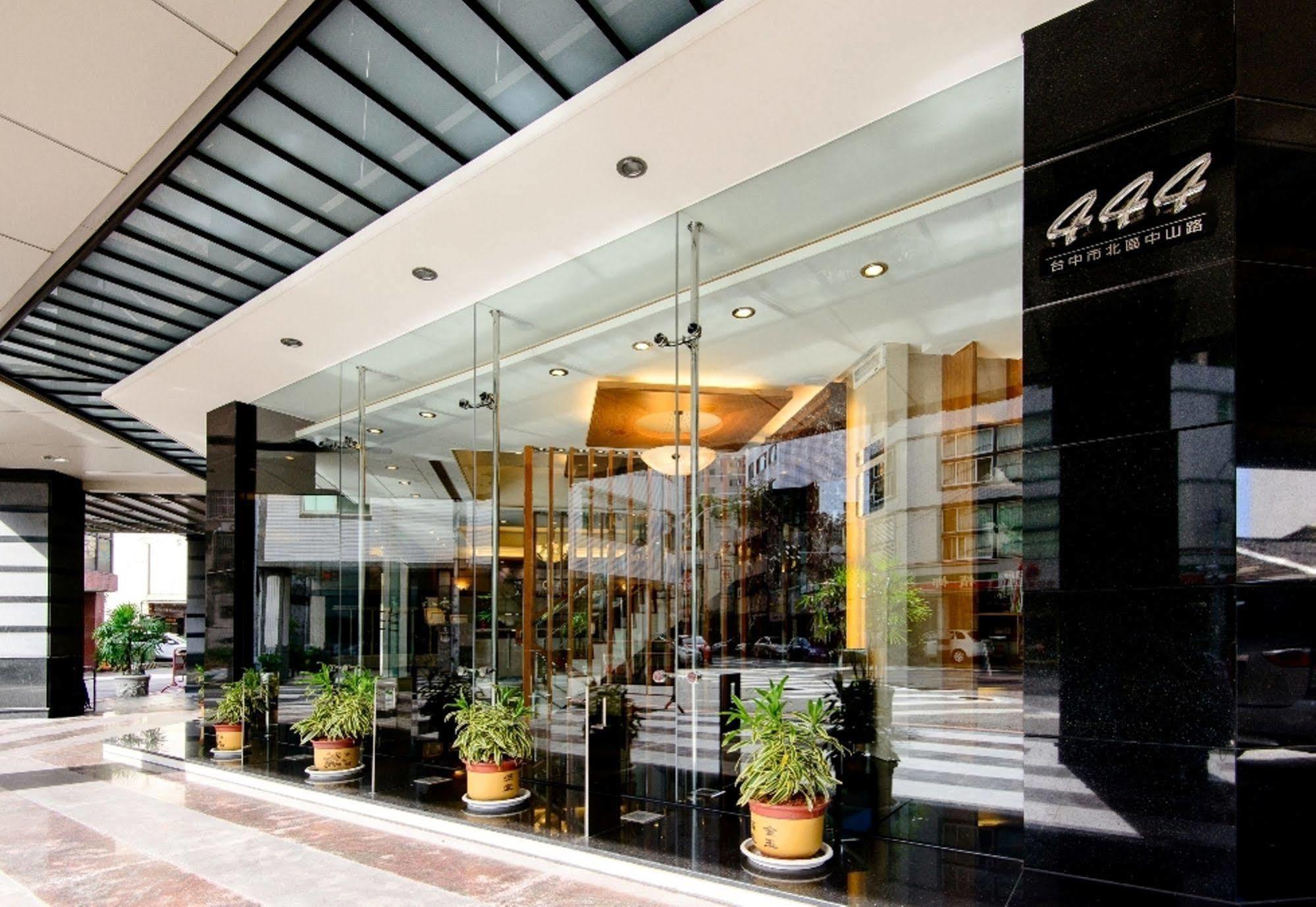เขา หยวน โฮเต็ล - จงซาน Hotel ไถจง ภายนอก รูปภาพ